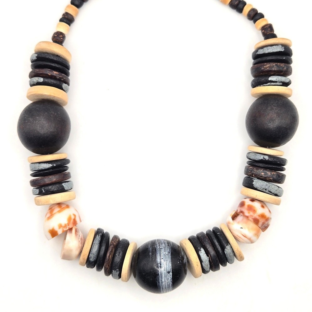 Handmade Chunky Wood and Shell Bead Necklace Black Tan Coconut‎ Spacers18in